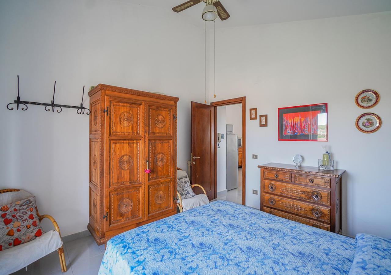 Murphy Holiday Home - Belvedere La Maddalena  Eksteriør billede