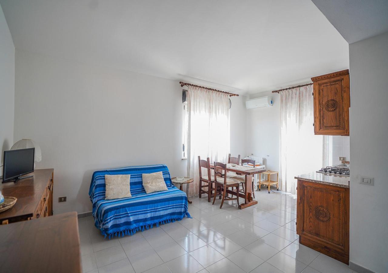 Murphy Holiday Home - Belvedere La Maddalena  Eksteriør billede
